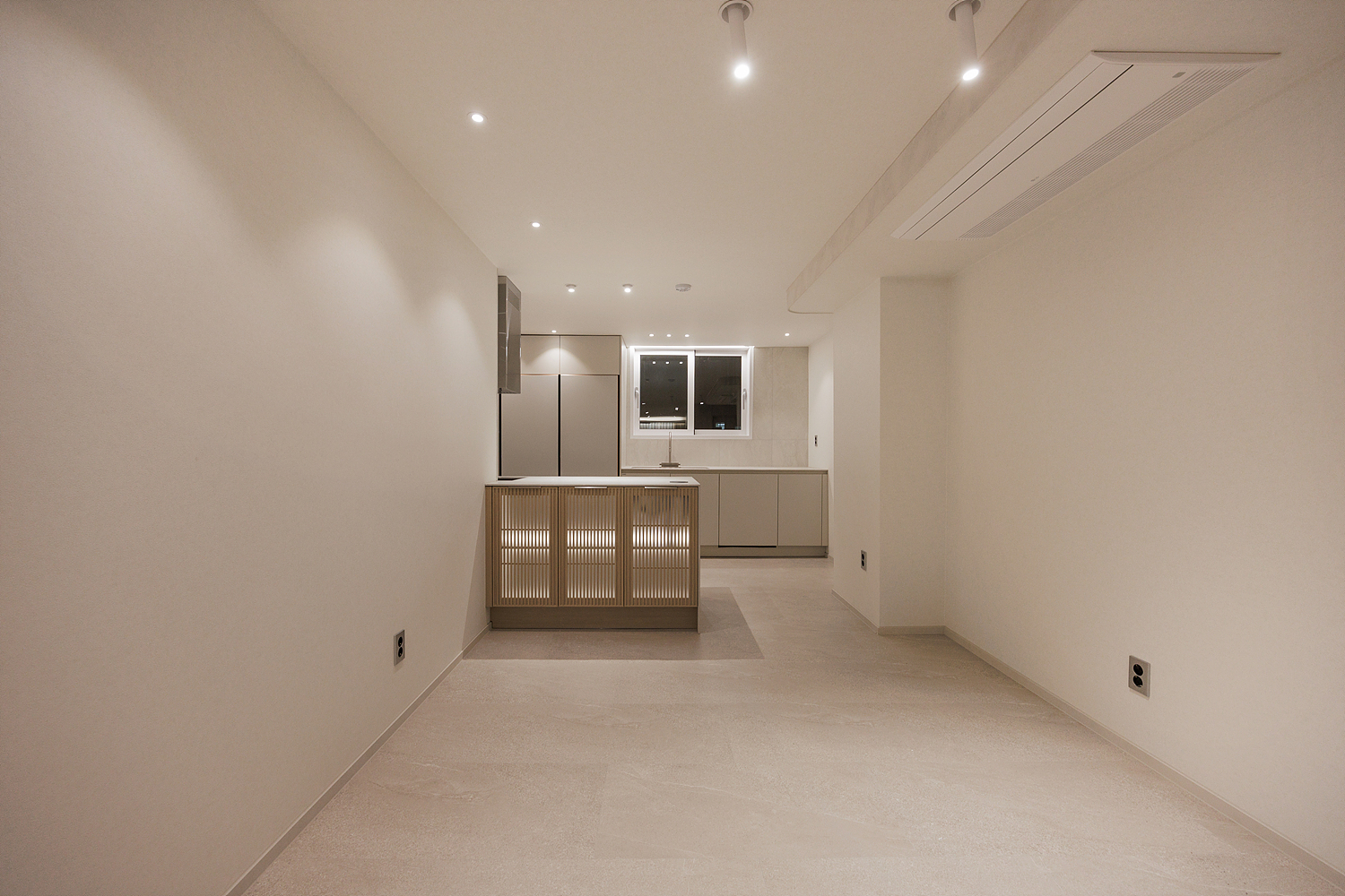 /user/i/idamdesign/editor/2603/b2bde5350571531480c4816eece074f6_1774586396_9524.jpg 이미지크게보기