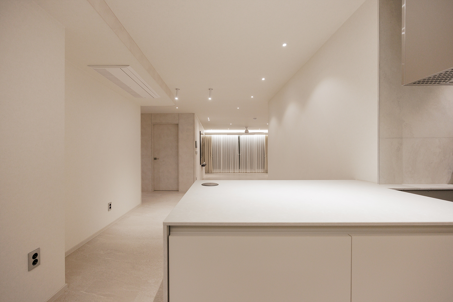 /user/i/idamdesign/editor/2603/b2bde5350571531480c4816eece074f6_1774586407_1441.jpg 이미지크게보기