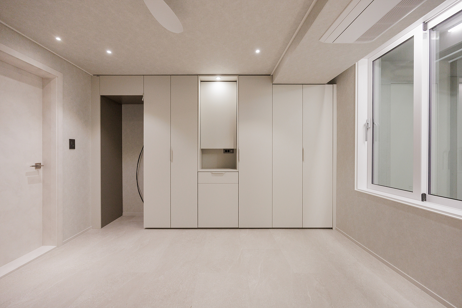 /user/i/idamdesign/editor/2603/b2bde5350571531480c4816eece074f6_1774586425_8463.jpg 이미지크게보기
