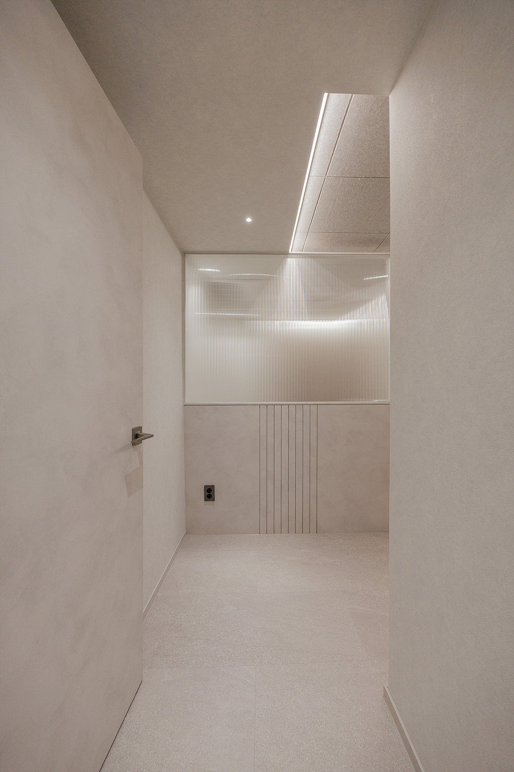 /user/i/idamdesign/editor/2603/b2bde5350571531480c4816eece074f6_1774586443_4433.jpg 이미지크게보기