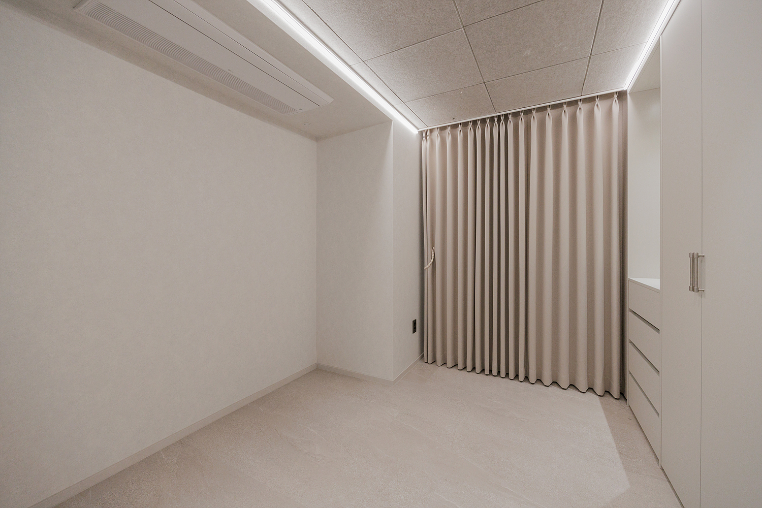 /user/i/idamdesign/editor/2603/b2bde5350571531480c4816eece074f6_1774586446_2491.jpg 이미지크게보기