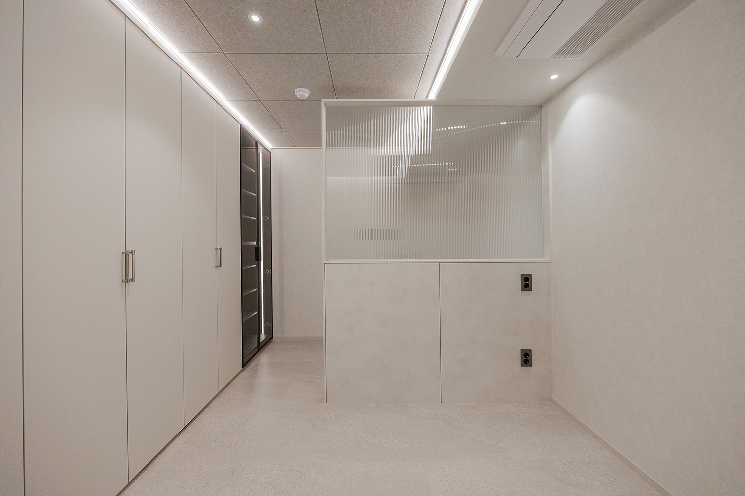 /user/i/idamdesign/editor/2603/b2bde5350571531480c4816eece074f6_1774586448_5823.jpg 이미지크게보기