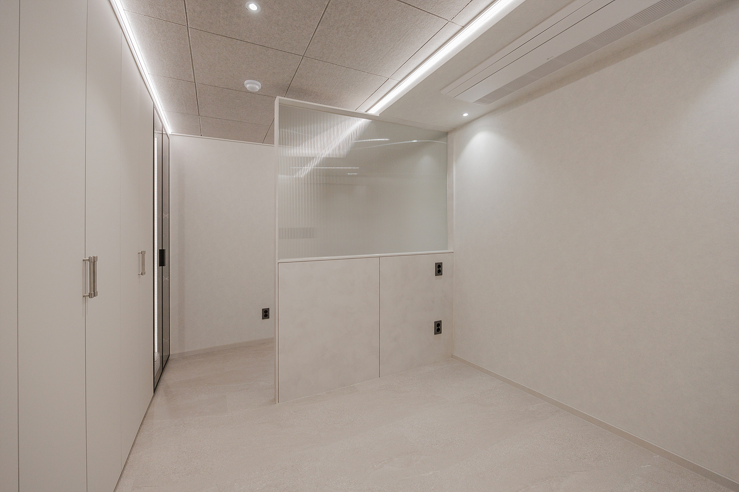 /user/i/idamdesign/editor/2603/b2bde5350571531480c4816eece074f6_1774586448_8096.jpg 이미지크게보기