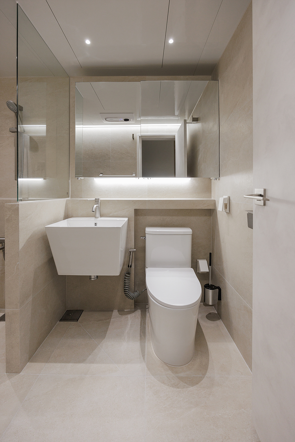 /user/i/idamdesign/editor/2603/b2bde5350571531480c4816eece074f6_1774586482_9332.jpg 이미지크게보기