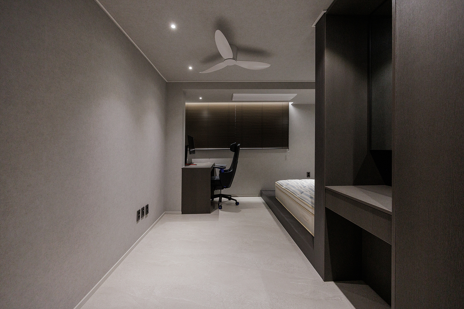 /user/i/idamdesign/editor/2603/b2bde5350571531480c4816eece074f6_1774586490_4653.jpg 이미지크게보기