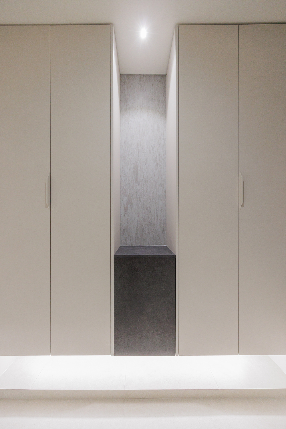 /user/i/idamdesign/editor/2603/d0a4ba55395ecb83d310198a6df4f776_1773810983_9724.jpg 이미지크게보기