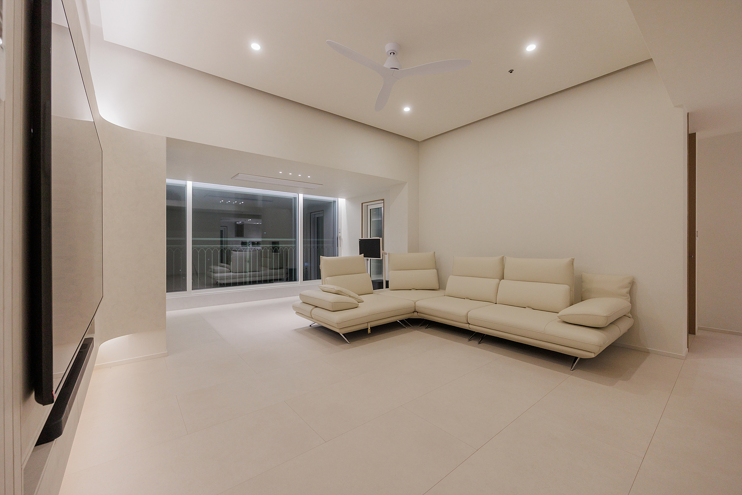 /user/i/idamdesign/editor/2603/d0a4ba55395ecb83d310198a6df4f776_1773810991_8072.jpg 이미지크게보기