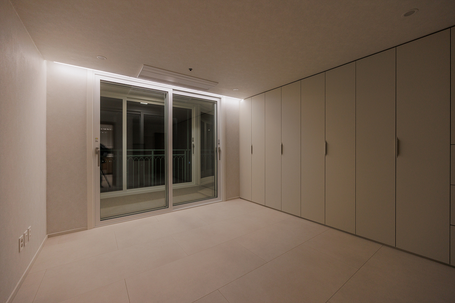 /user/i/idamdesign/editor/2603/d0a4ba55395ecb83d310198a6df4f776_1773811031_8437.jpg 이미지크게보기