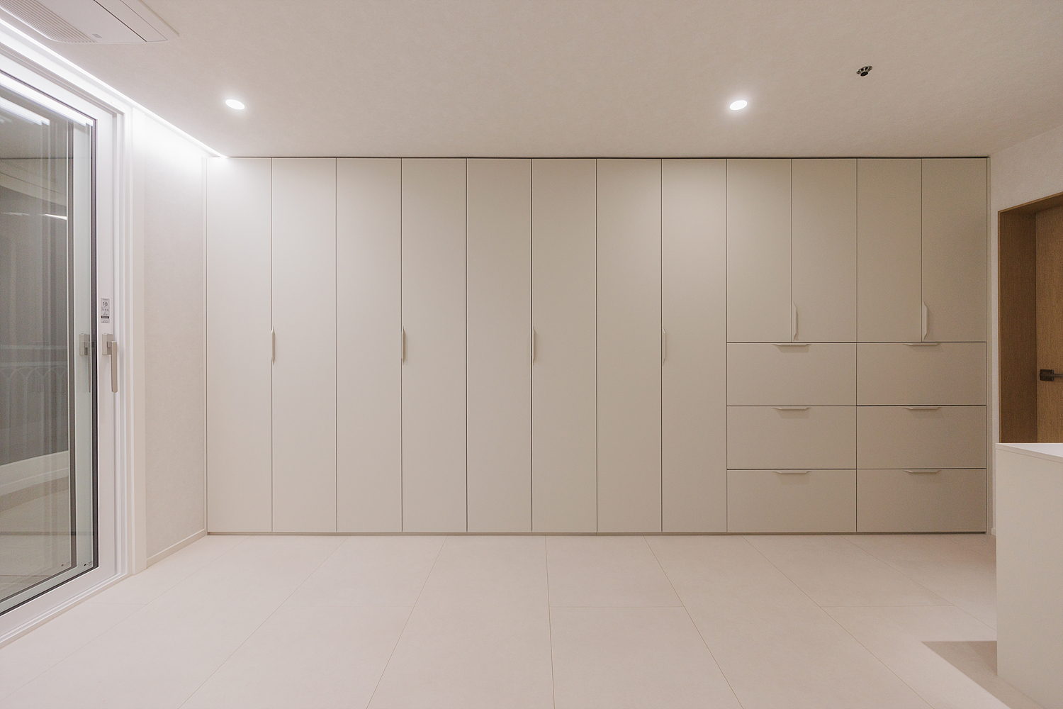 /user/i/idamdesign/editor/2603/d0a4ba55395ecb83d310198a6df4f776_1773811032_2377.jpg 이미지크게보기
