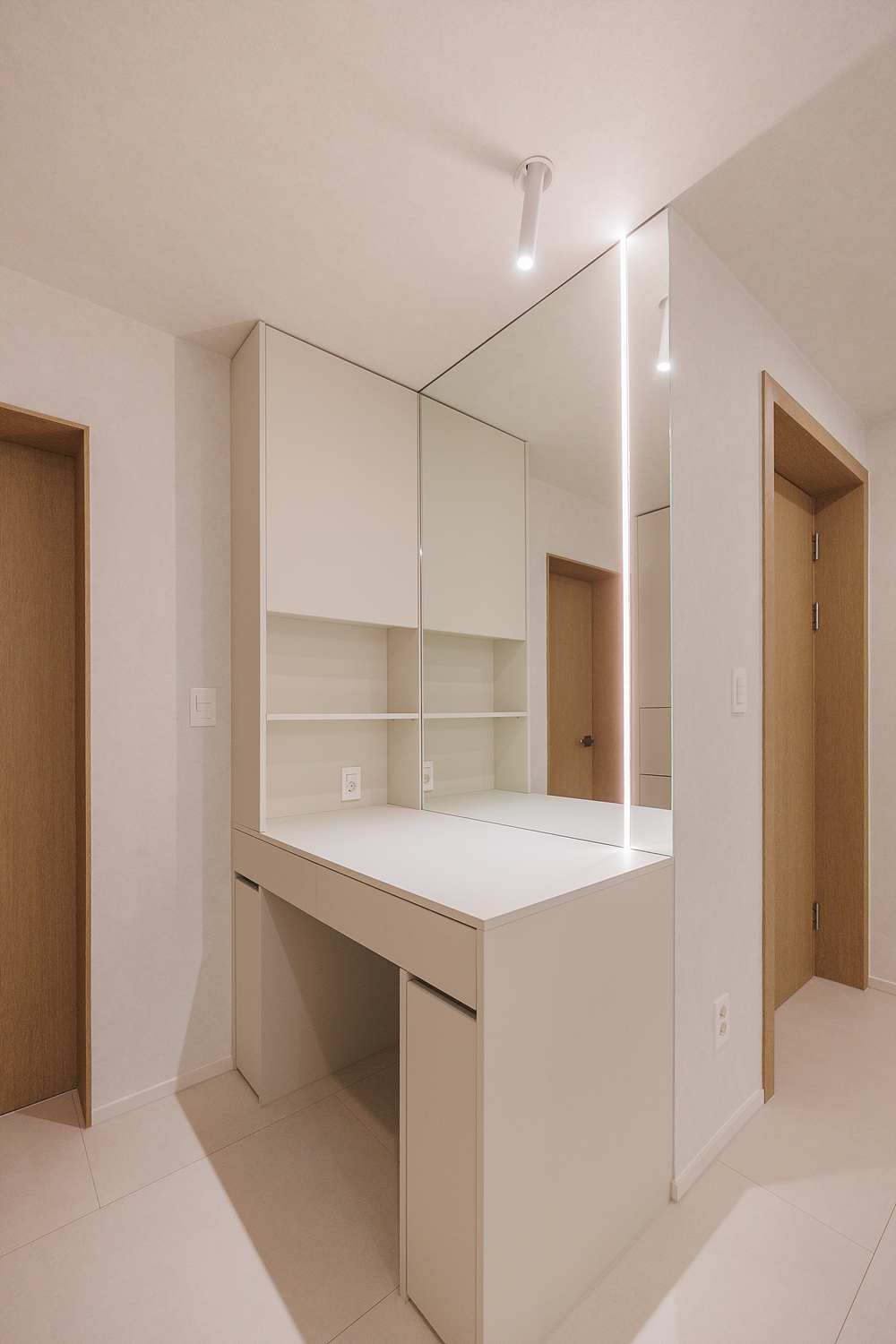 /user/i/idamdesign/editor/2603/d0a4ba55395ecb83d310198a6df4f776_1773811033_0679.jpg 이미지크게보기
