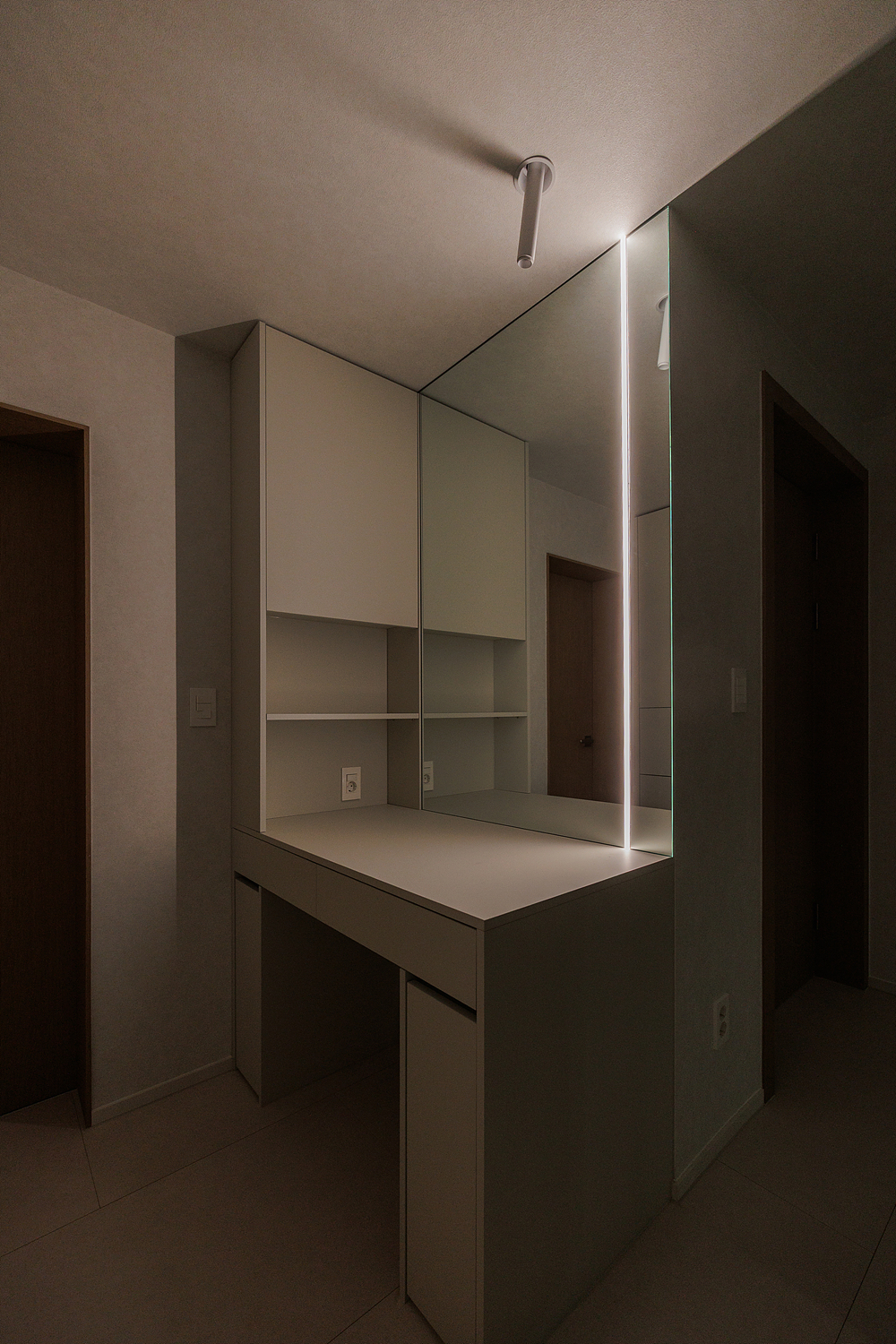 /user/i/idamdesign/editor/2603/d0a4ba55395ecb83d310198a6df4f776_1773811033_2763.jpg 이미지크게보기