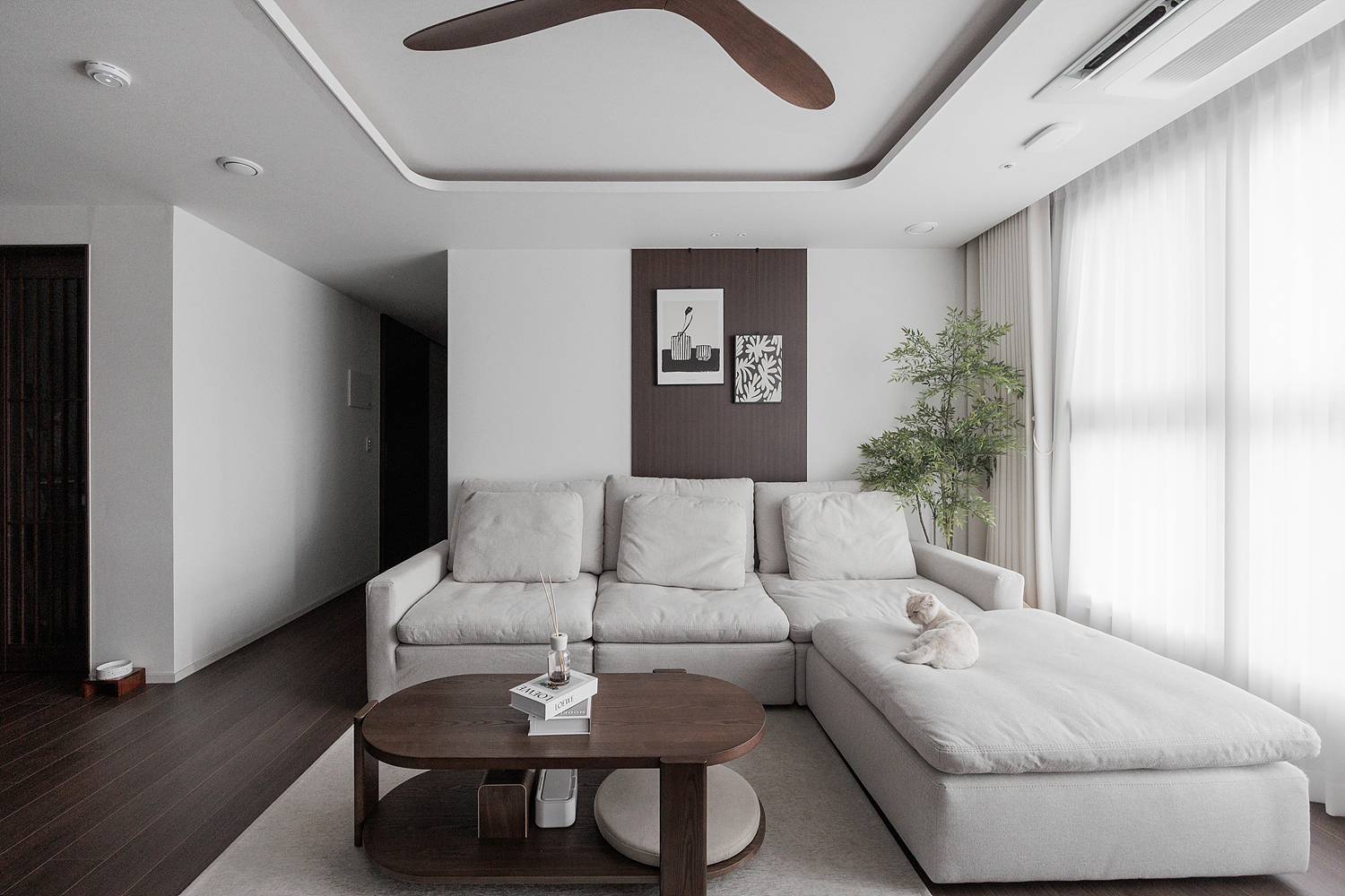 /user/i/idamdesign/editor/2604/0573e4878d438b19c13a73fbf8e2ff5f_1776650699_3197.jpg 이미지크게보기