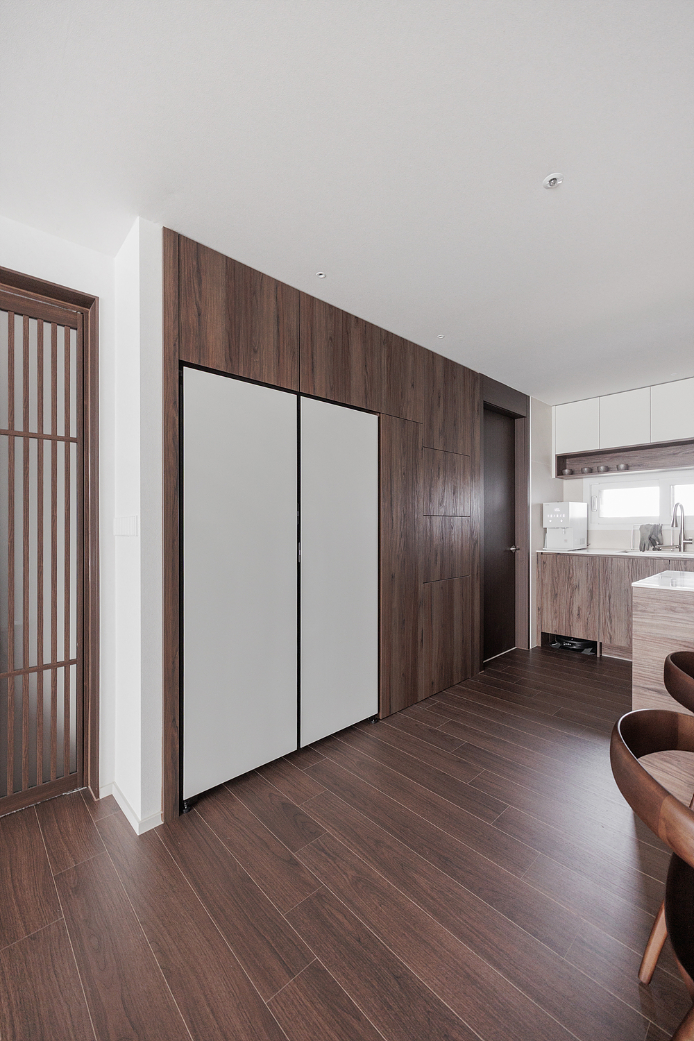 /user/i/idamdesign/editor/2604/0573e4878d438b19c13a73fbf8e2ff5f_1776650709_1724.jpg 이미지크게보기
