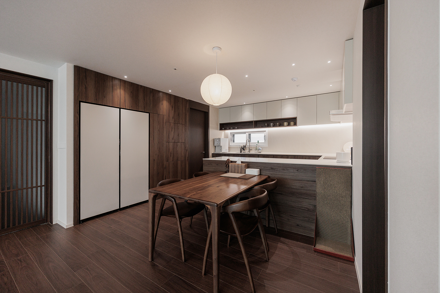 /user/i/idamdesign/editor/2604/0573e4878d438b19c13a73fbf8e2ff5f_1776650720_7707.jpg 이미지크게보기