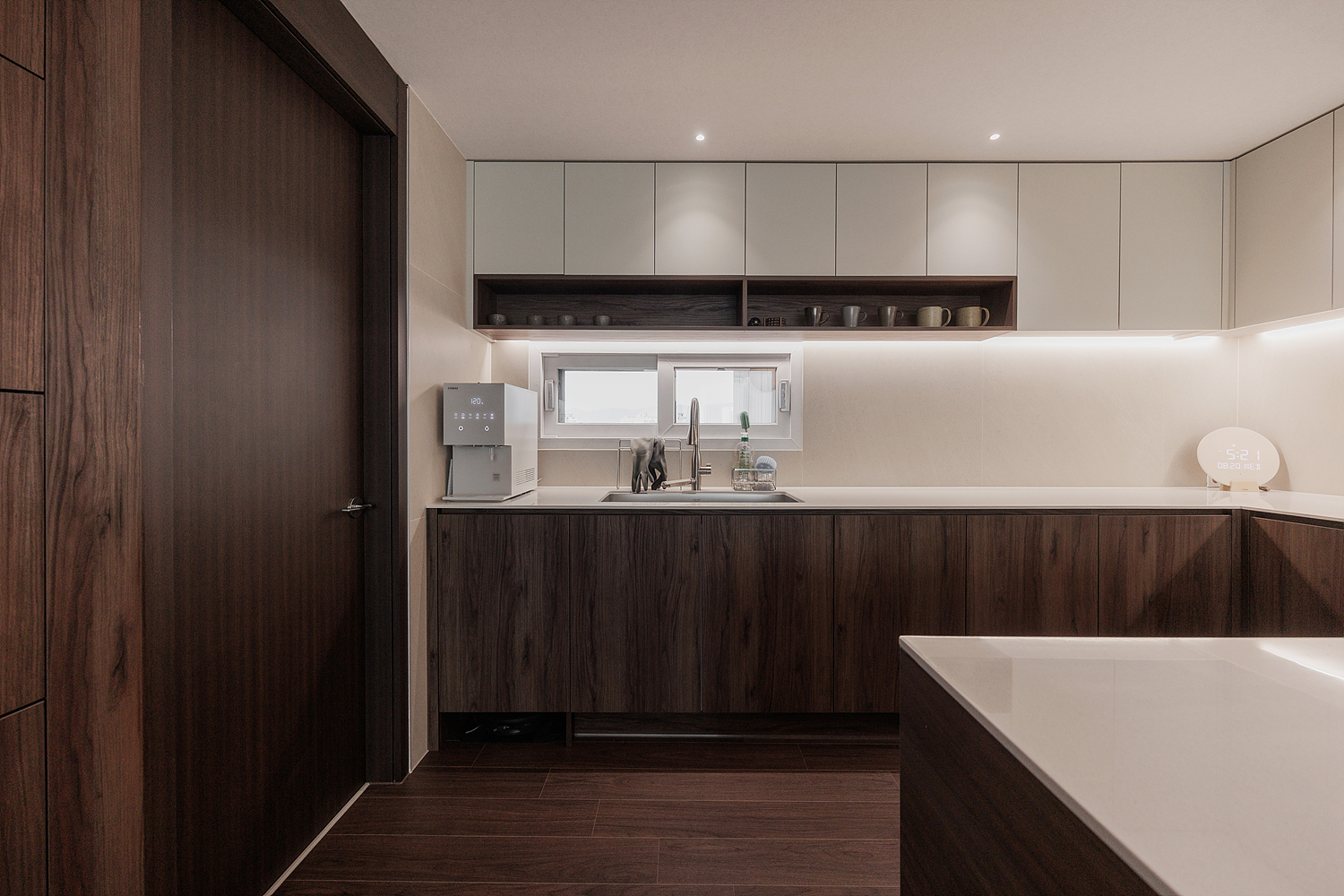 /user/i/idamdesign/editor/2604/0573e4878d438b19c13a73fbf8e2ff5f_1776650721_465.jpg 이미지크게보기