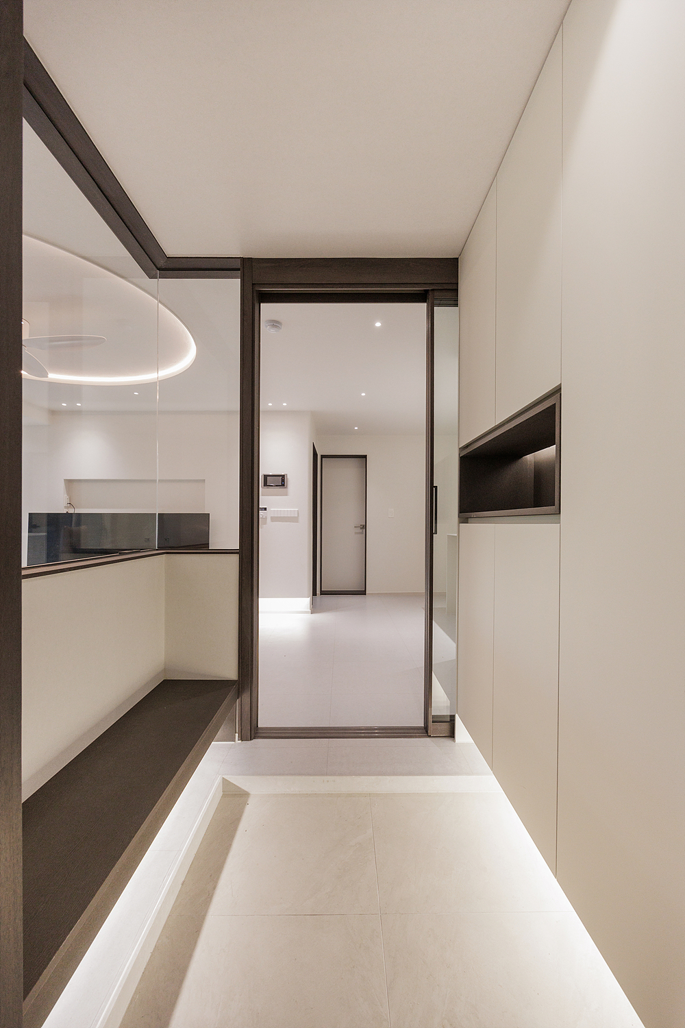 /user/i/idamdesign/editor/2604/2fd419fba613d87056eb79d1a813474a_1775452979_2801.jpg 이미지크게보기