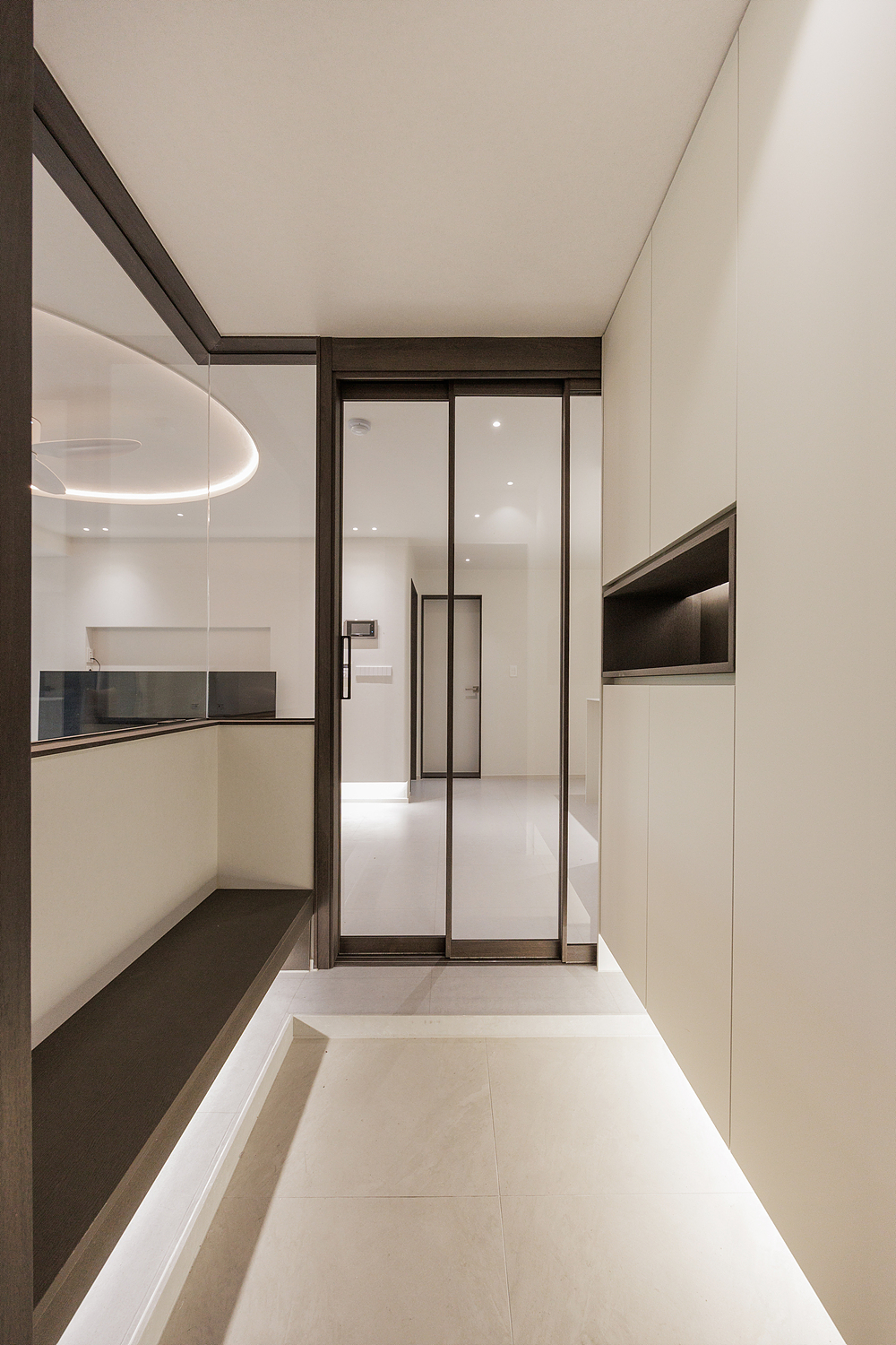 /user/i/idamdesign/editor/2604/2fd419fba613d87056eb79d1a813474a_1775452979_4924.jpg 이미지크게보기