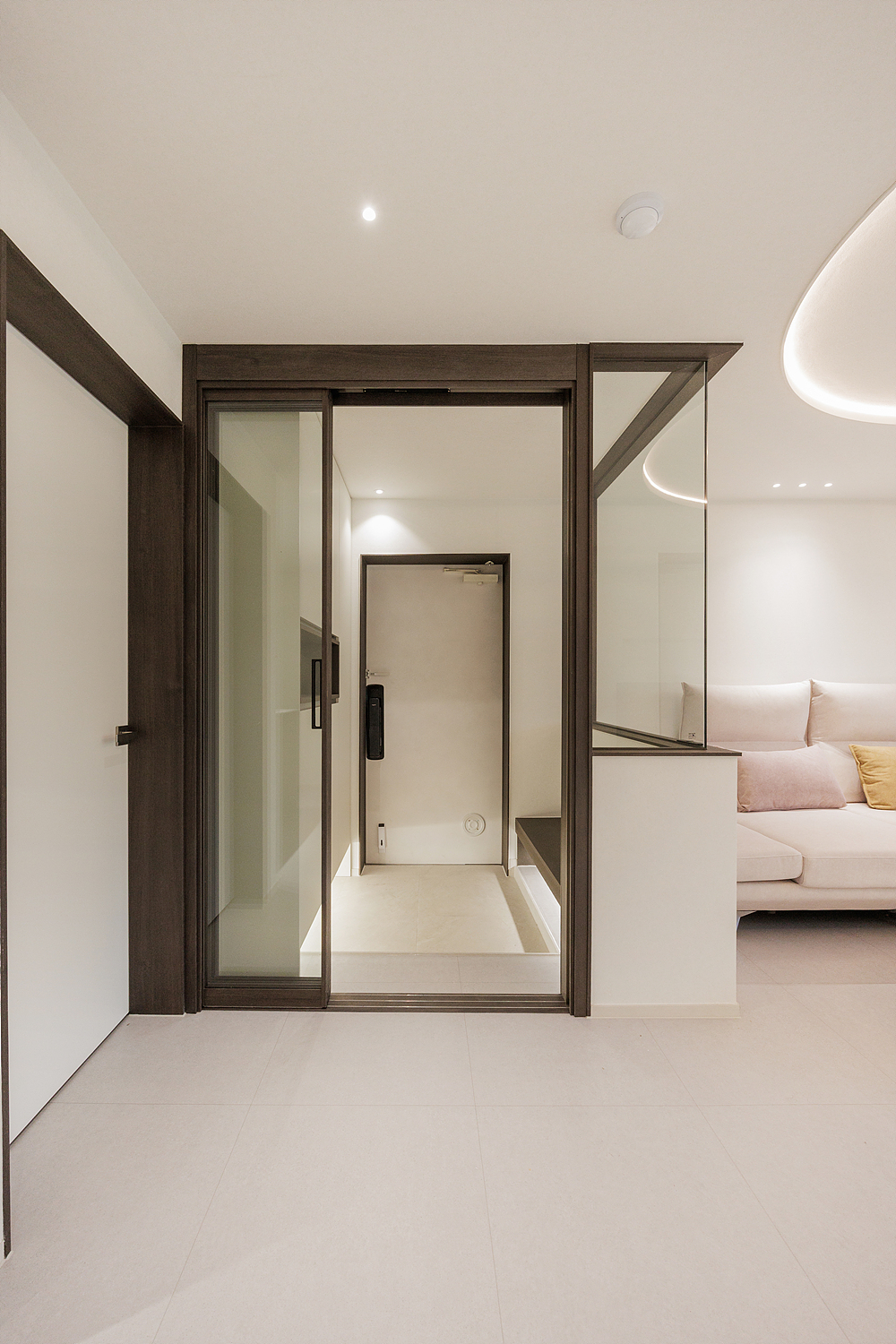 /user/i/idamdesign/editor/2604/2fd419fba613d87056eb79d1a813474a_1775452980_6497.jpg 이미지크게보기