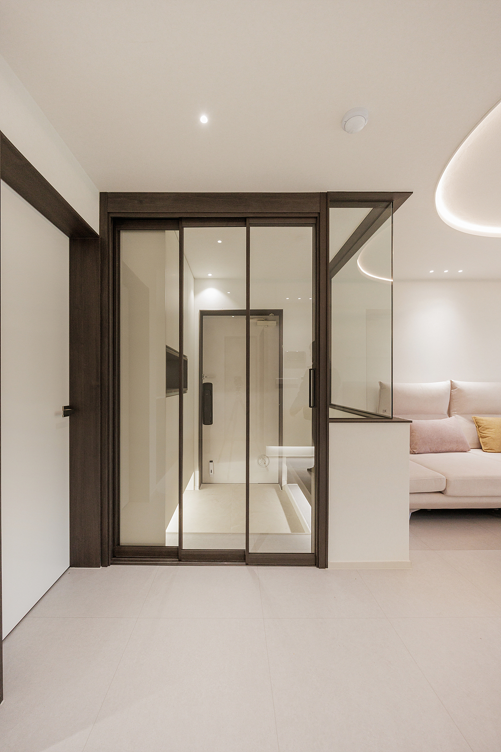 /user/i/idamdesign/editor/2604/2fd419fba613d87056eb79d1a813474a_1775452980_8522.jpg 이미지크게보기