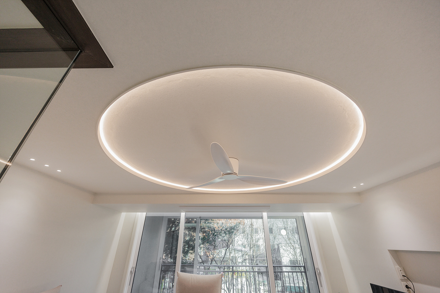 /user/i/idamdesign/editor/2604/2fd419fba613d87056eb79d1a813474a_1775452990_8367.jpg 이미지크게보기