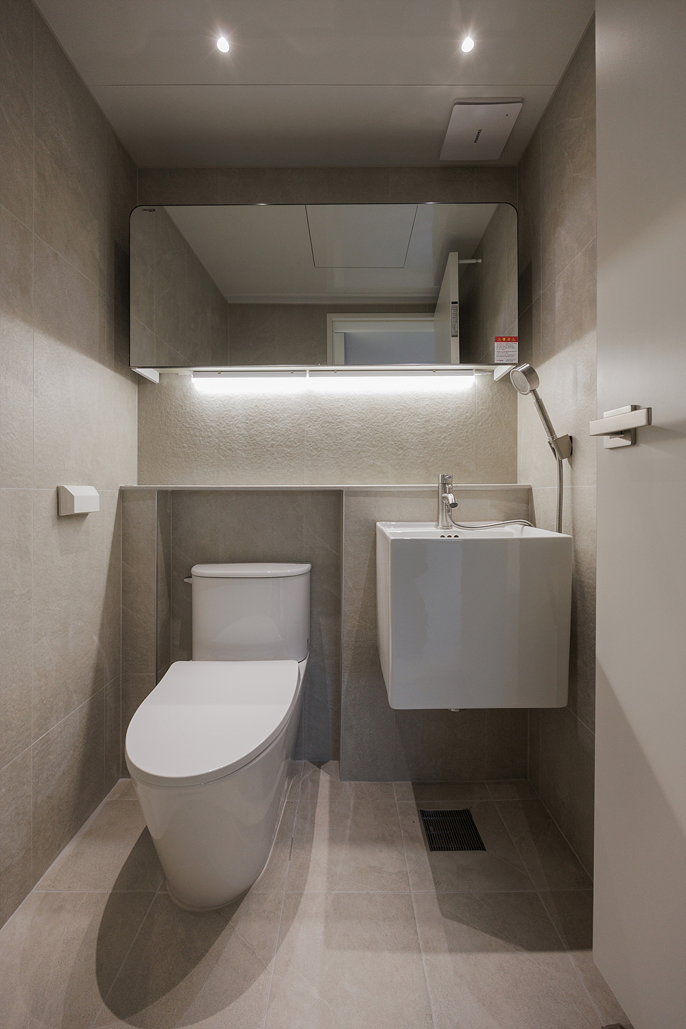 /user/i/idamdesign/editor/2604/2fd419fba613d87056eb79d1a813474a_1775453022_2484.jpg 이미지크게보기