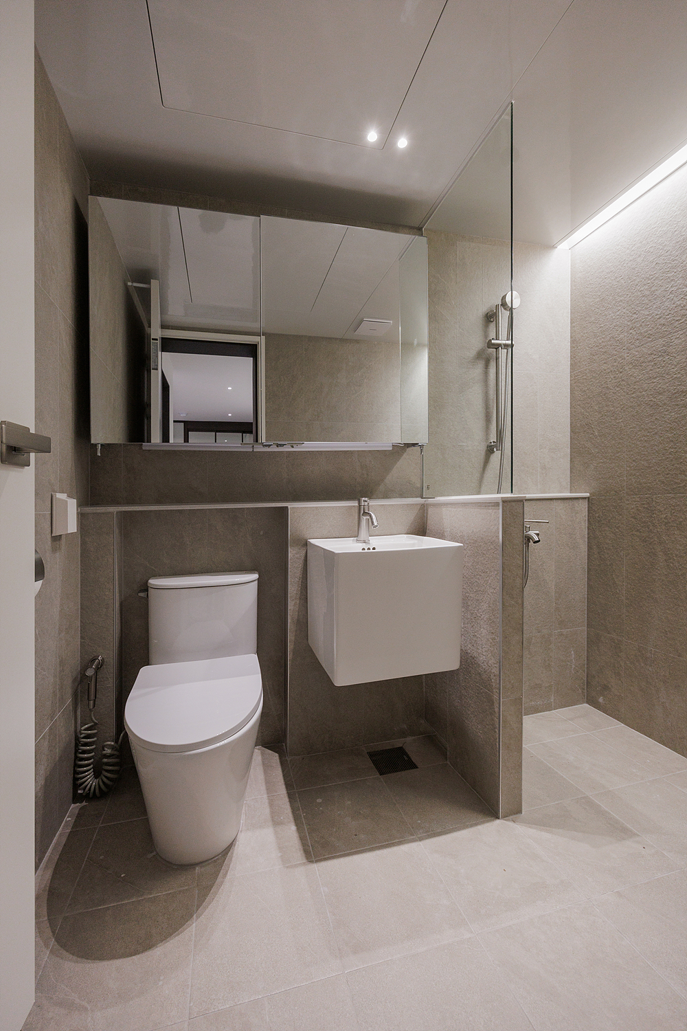 /user/i/idamdesign/editor/2604/2fd419fba613d87056eb79d1a813474a_1775453024_5473.jpg 이미지크게보기