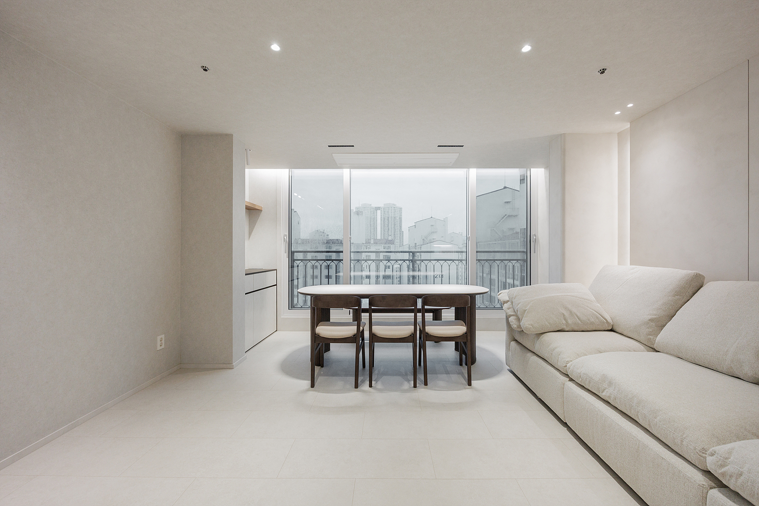 /user/i/idamdesign/editor/2606/01021d648ab430ab5534ca0df656ab41_1782444021_6964.jpg 이미지크게보기