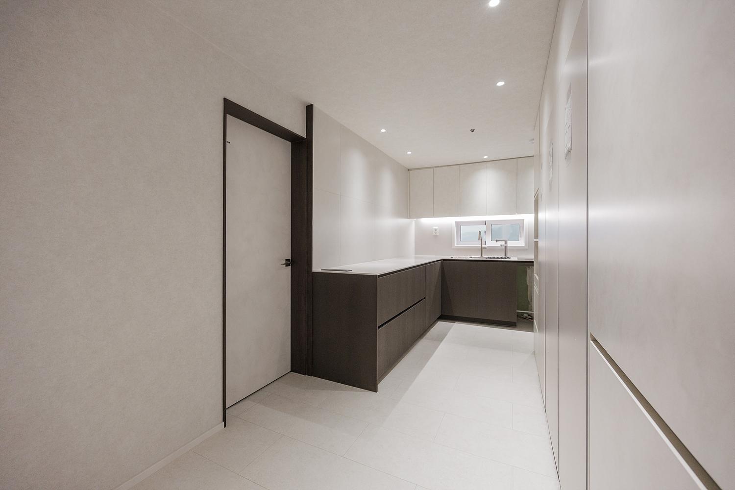/user/i/idamdesign/editor/2606/01021d648ab430ab5534ca0df656ab41_1782444039_4514.jpg 이미지크게보기