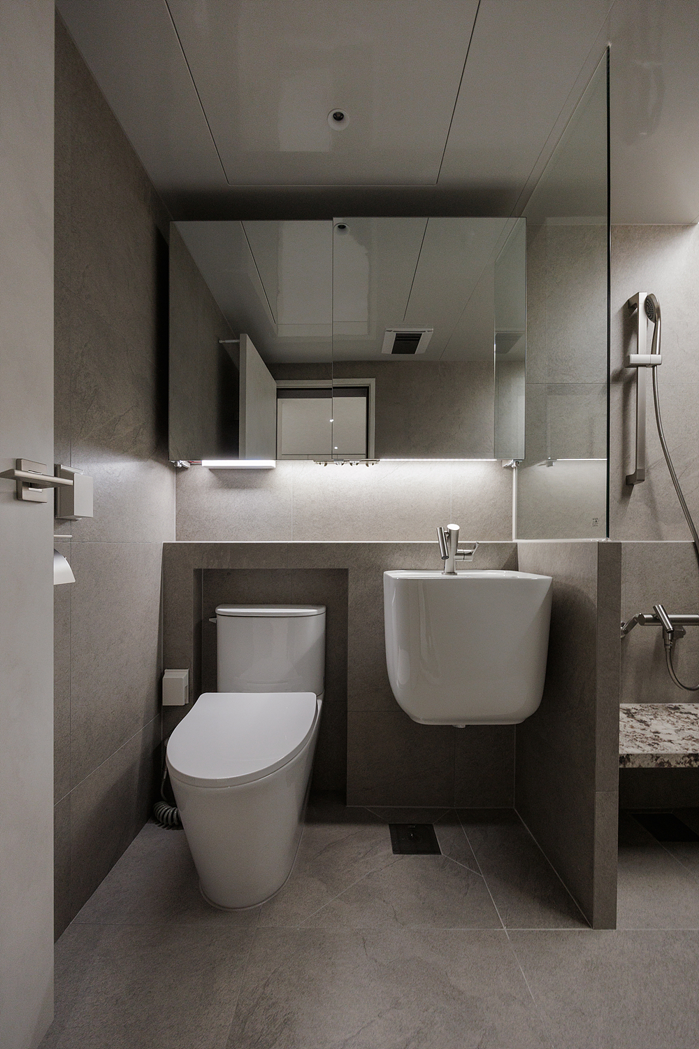 /user/i/idamdesign/editor/2606/01021d648ab430ab5534ca0df656ab41_1782444071_9396.jpg 이미지크게보기