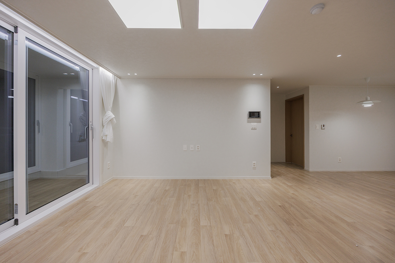 /user/i/idamdesign/editor/2606/42a1e74e2df3af988e53a8ef0339722c_1780291032_6673.jpg 이미지크게보기