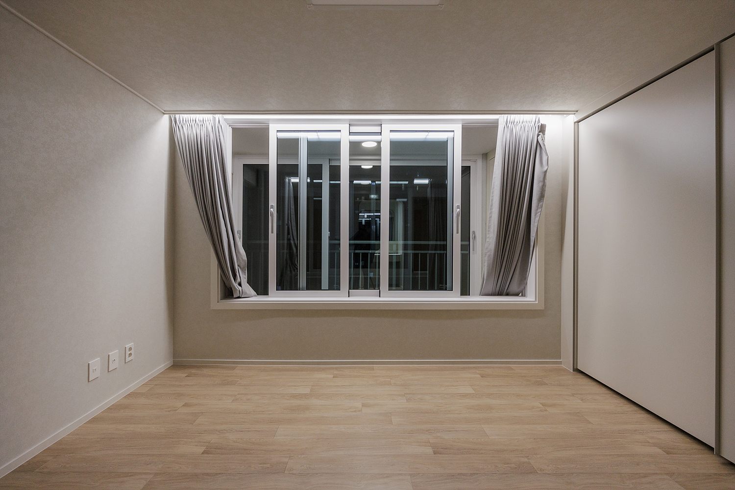 /user/i/idamdesign/editor/2606/42a1e74e2df3af988e53a8ef0339722c_1780291061_2744.jpg 이미지크게보기