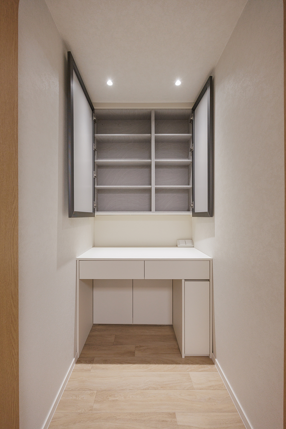 /user/i/idamdesign/editor/2606/42a1e74e2df3af988e53a8ef0339722c_1780291061_8944.jpg 이미지크게보기