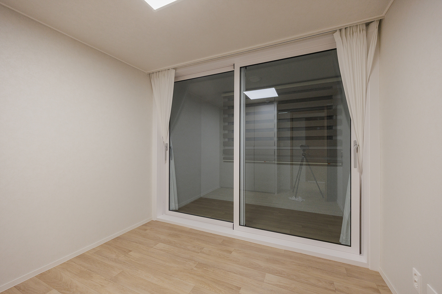 /user/i/idamdesign/editor/2606/42a1e74e2df3af988e53a8ef0339722c_1780291092_1498.jpg 이미지크게보기