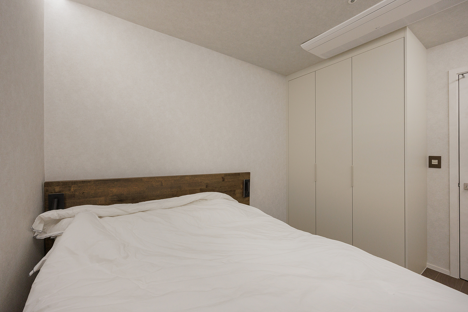 /user/i/idamdesign/editor/2606/534321f7b1a597927066025f0af43e4d_1782791624_2276.jpg 이미지크게보기