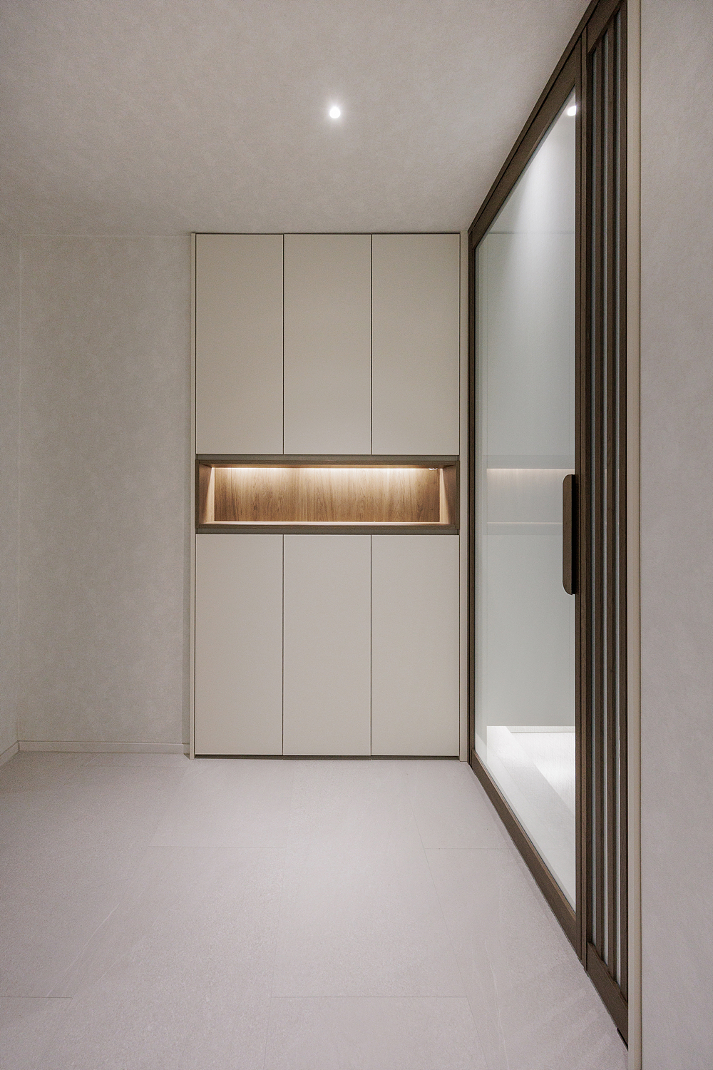 /user/i/idamdesign/editor/2606/773a9ec4f27fc89297e5f6420b09397a_1782102822_578.jpg 이미지크게보기