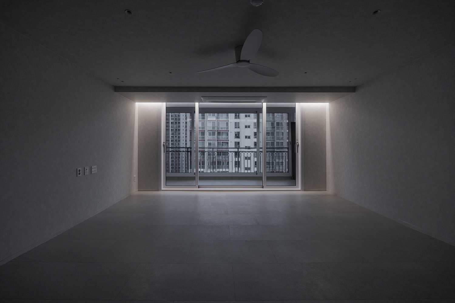 /user/i/idamdesign/editor/2606/773a9ec4f27fc89297e5f6420b09397a_1782102901_7086.jpg 이미지크게보기