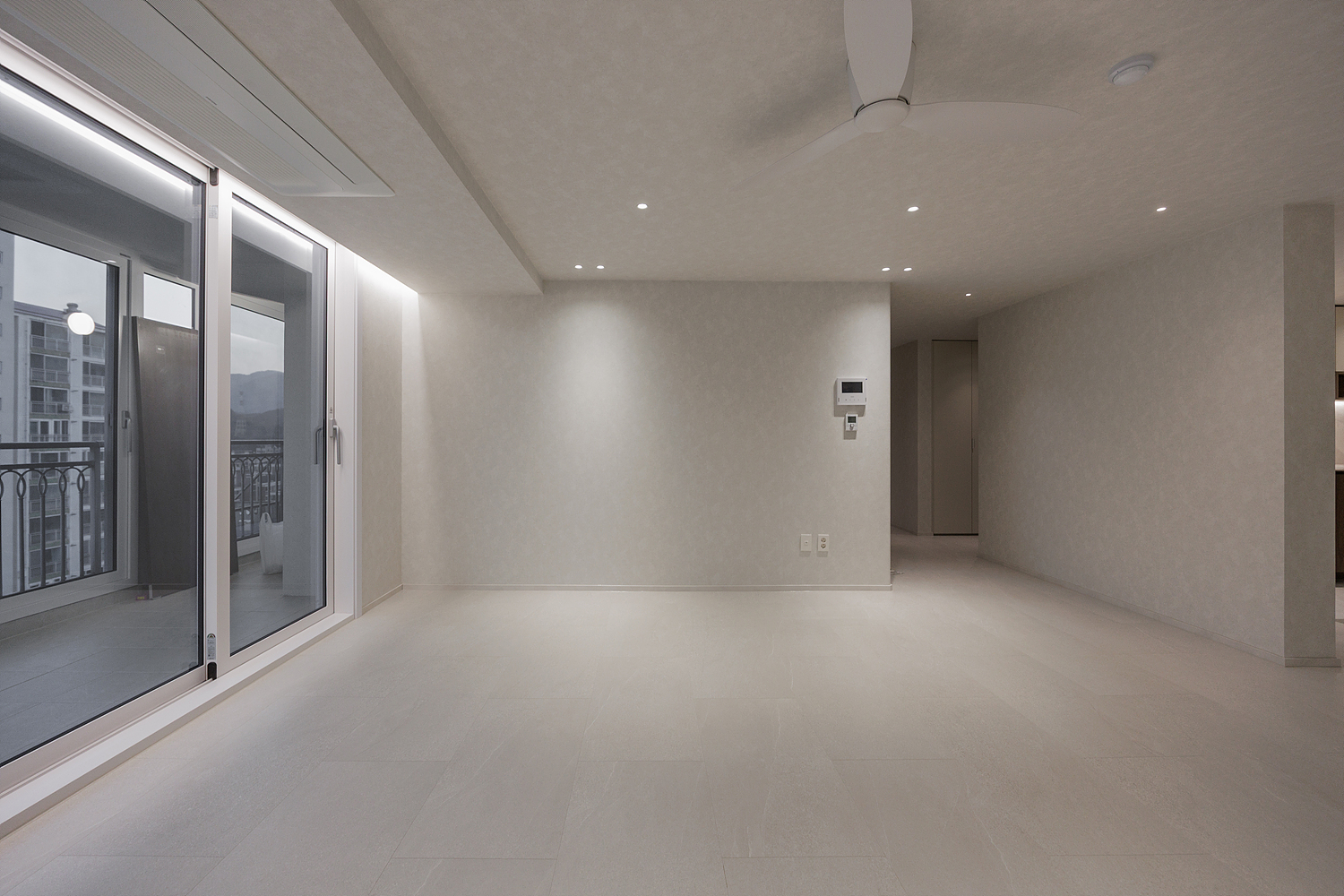 /user/i/idamdesign/editor/2606/773a9ec4f27fc89297e5f6420b09397a_1782102904_102.jpg 이미지크게보기