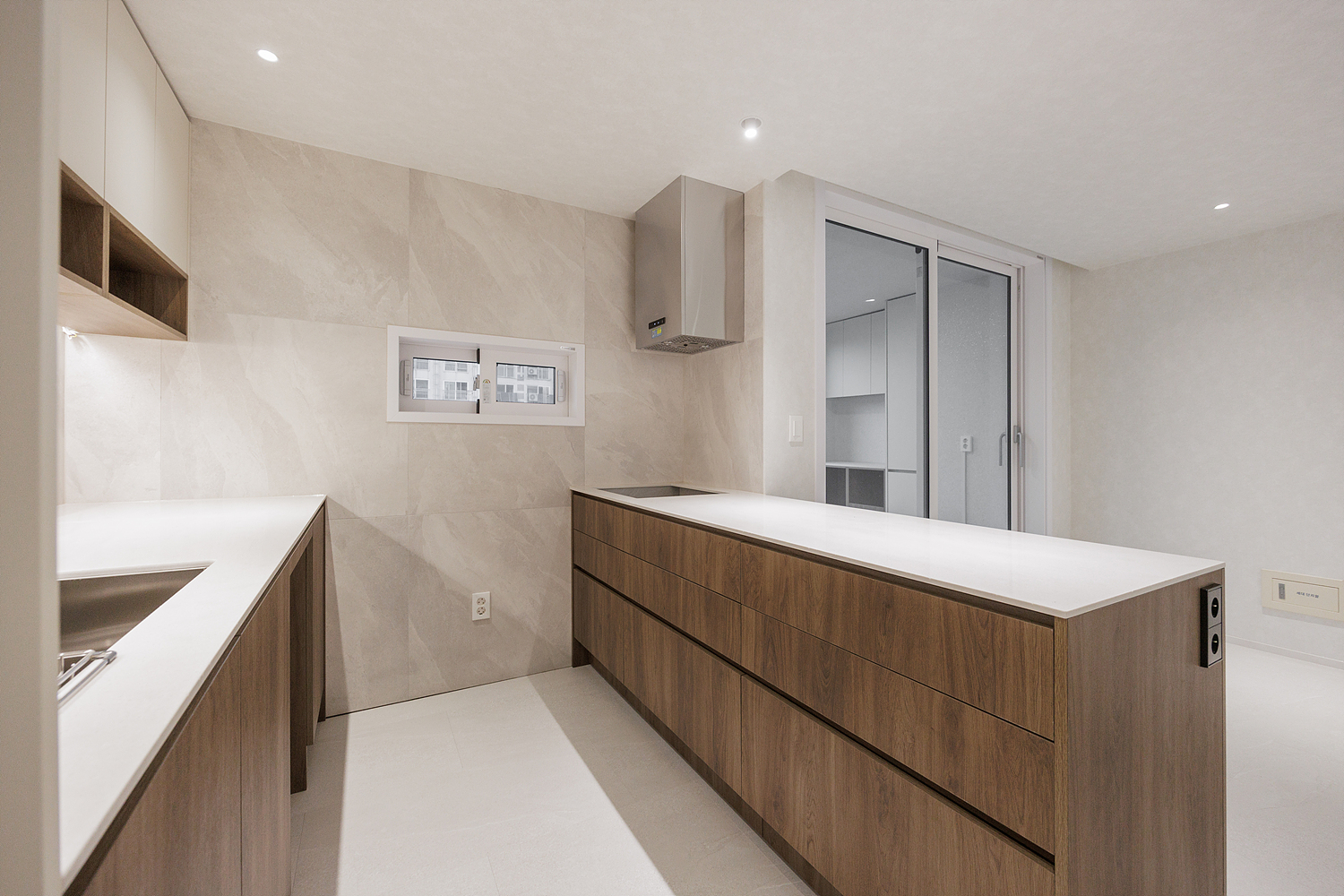 /user/i/idamdesign/editor/2606/773a9ec4f27fc89297e5f6420b09397a_1782102943_1369.jpg 이미지크게보기