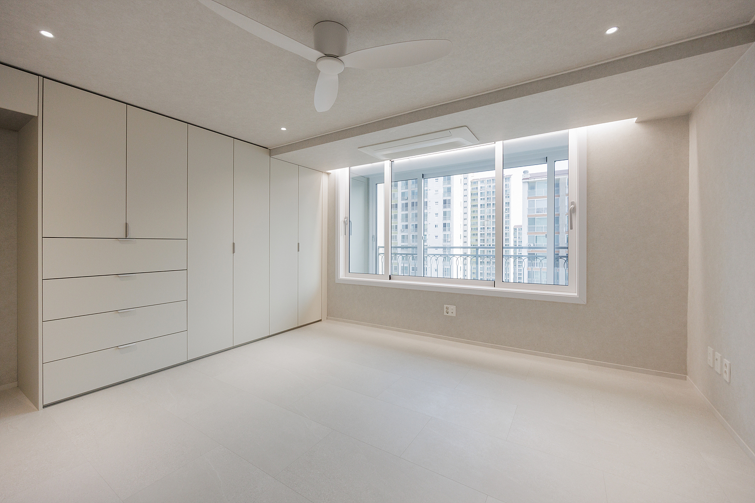 /user/i/idamdesign/editor/2606/773a9ec4f27fc89297e5f6420b09397a_1782102960_2433.jpg 이미지크게보기
