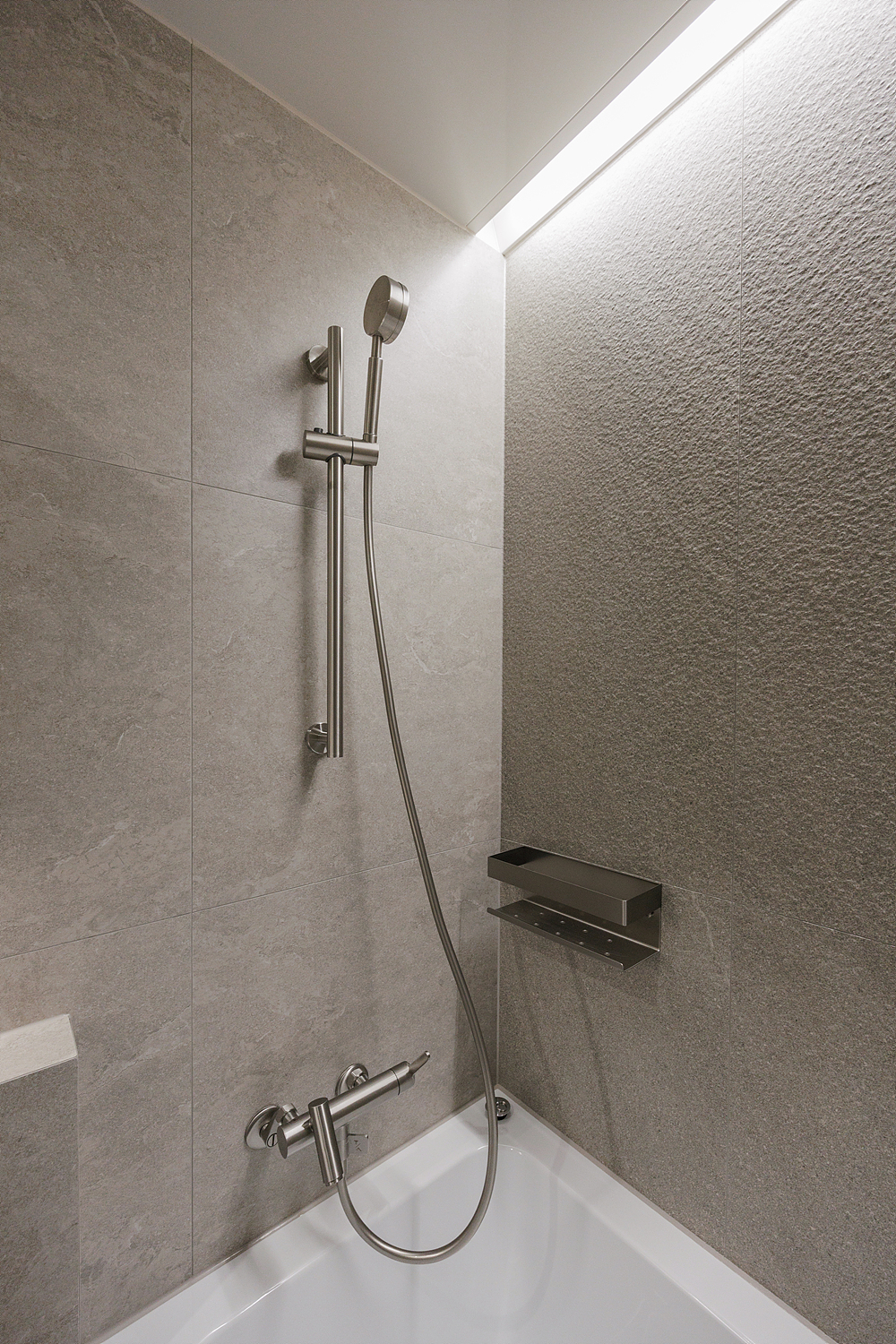 /user/i/idamdesign/editor/2606/9ab1dfa20c6c8a55c20d3af4b1983ed4_1780982083_258.jpg 이미지크게보기