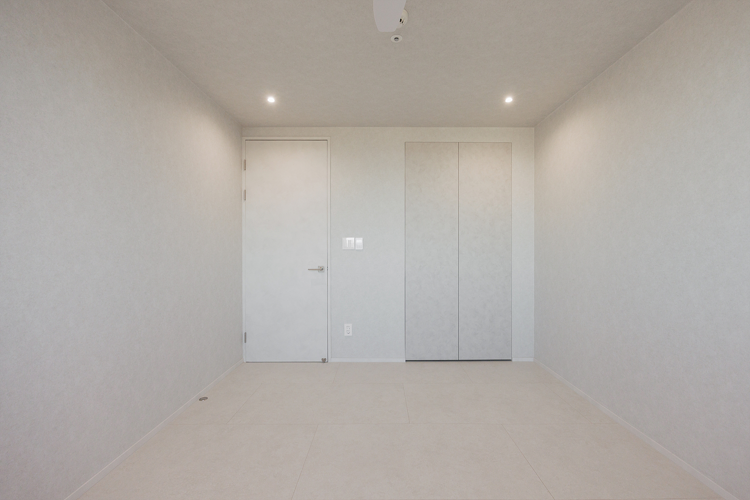 /user/i/idamdesign/editor/2606/9ab1dfa20c6c8a55c20d3af4b1983ed4_1780982091_6507.jpg 이미지크게보기
