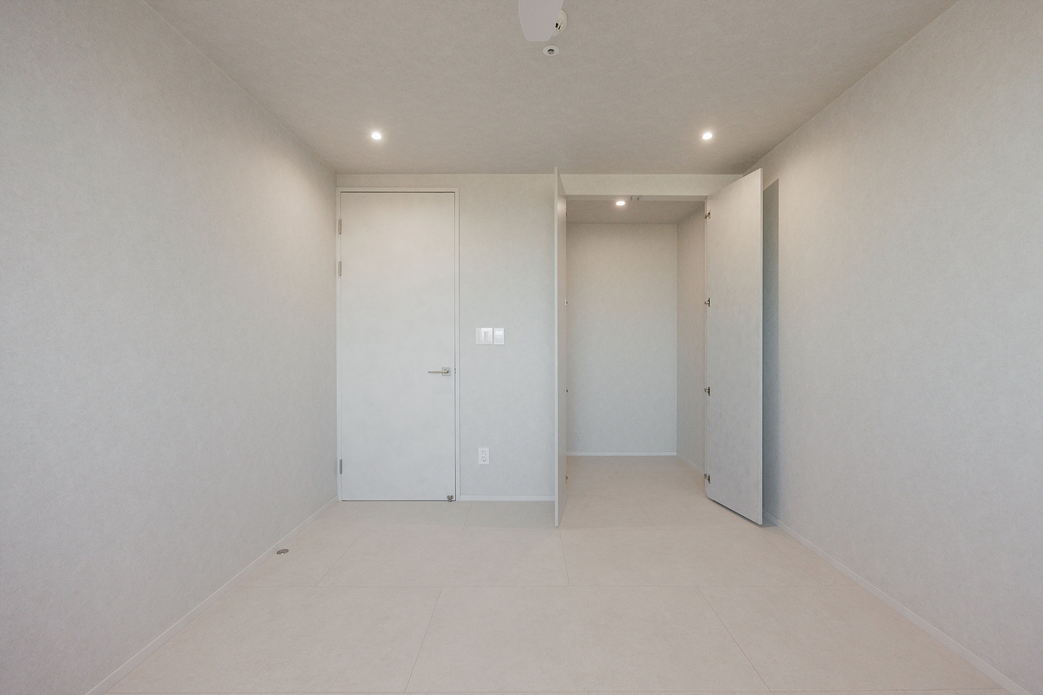 /user/i/idamdesign/editor/2606/9ab1dfa20c6c8a55c20d3af4b1983ed4_1780982091_8377.jpg 이미지크게보기