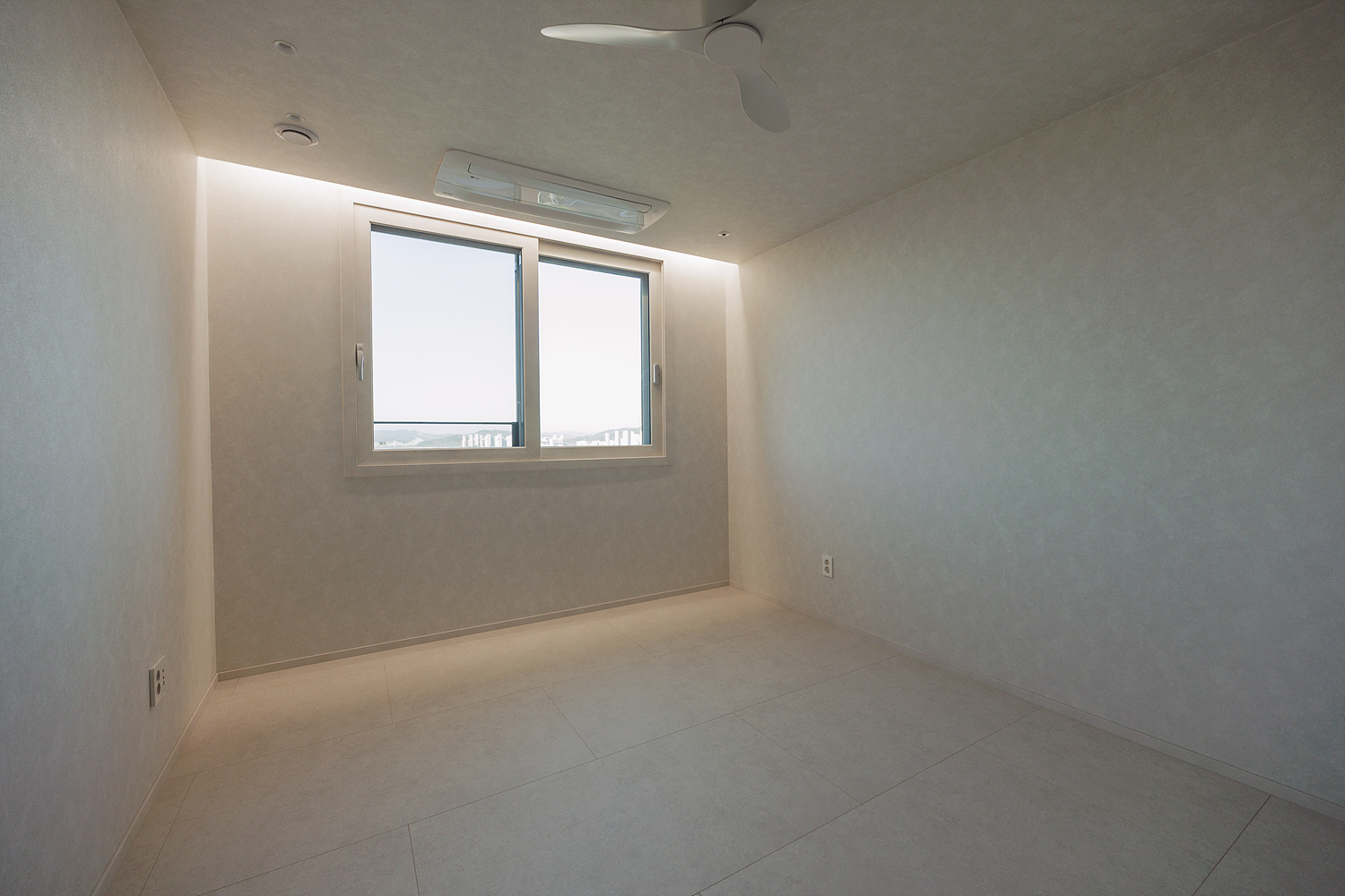 /user/i/idamdesign/editor/2606/9ab1dfa20c6c8a55c20d3af4b1983ed4_1780982092_3904.jpg 이미지크게보기