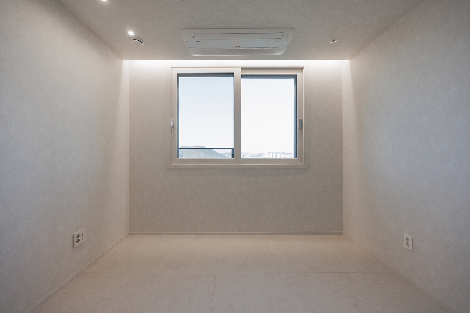 /user/i/idamdesign/editor/2606/9ab1dfa20c6c8a55c20d3af4b1983ed4_1780982092_7635.jpg 이미지크게보기