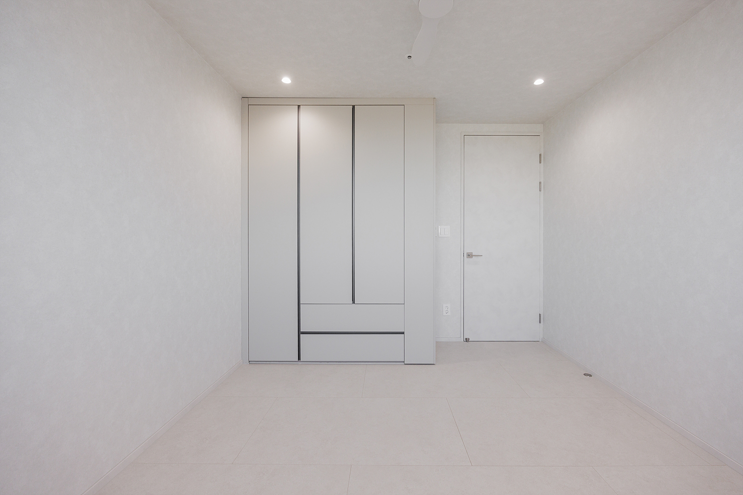 /user/i/idamdesign/editor/2606/9ab1dfa20c6c8a55c20d3af4b1983ed4_1780982092_9324.jpg 이미지크게보기