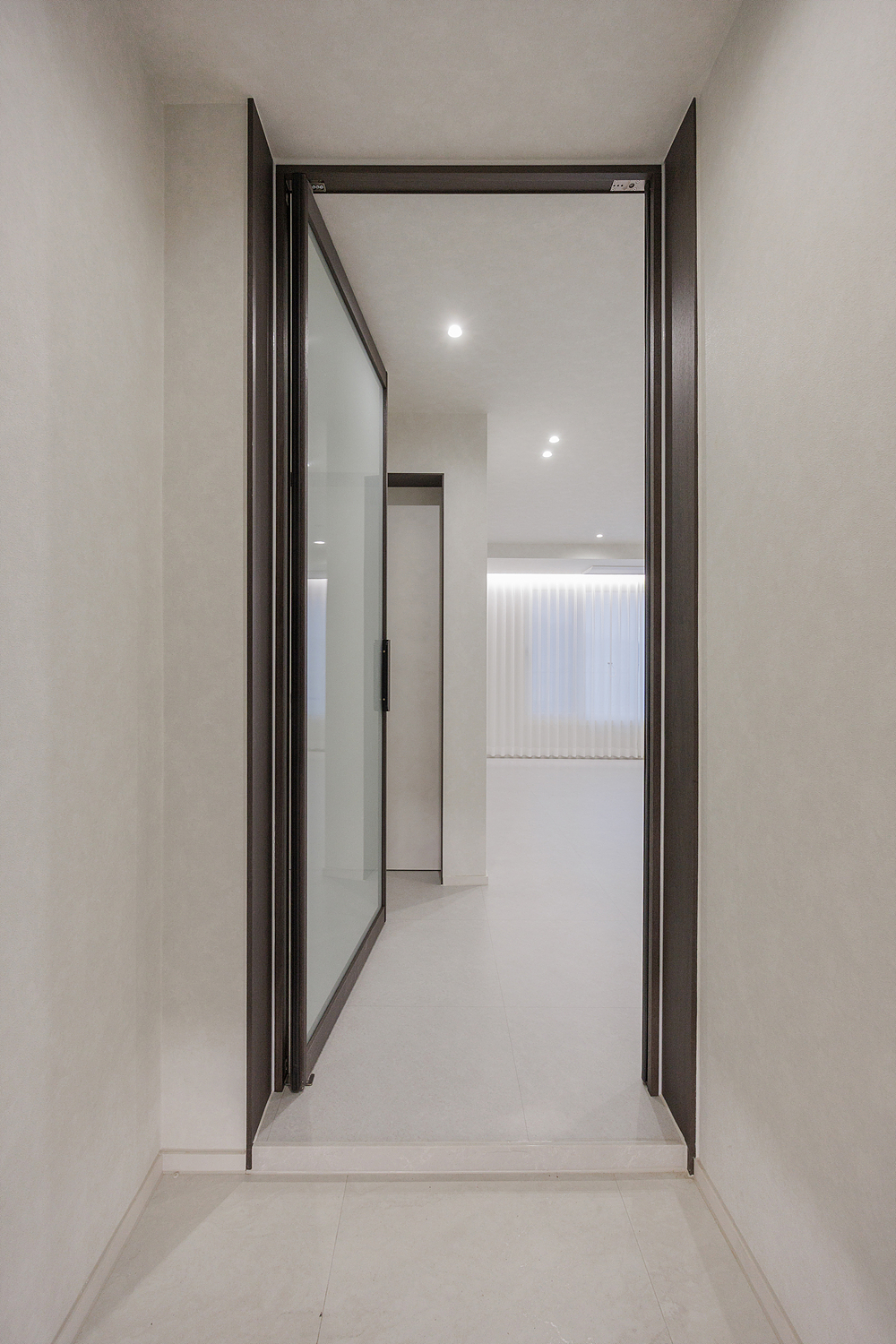 /user/i/idamdesign/editor/2606/d564d324df58f32044ef20c722c9b39e_1781487172_1857.jpg 이미지크게보기