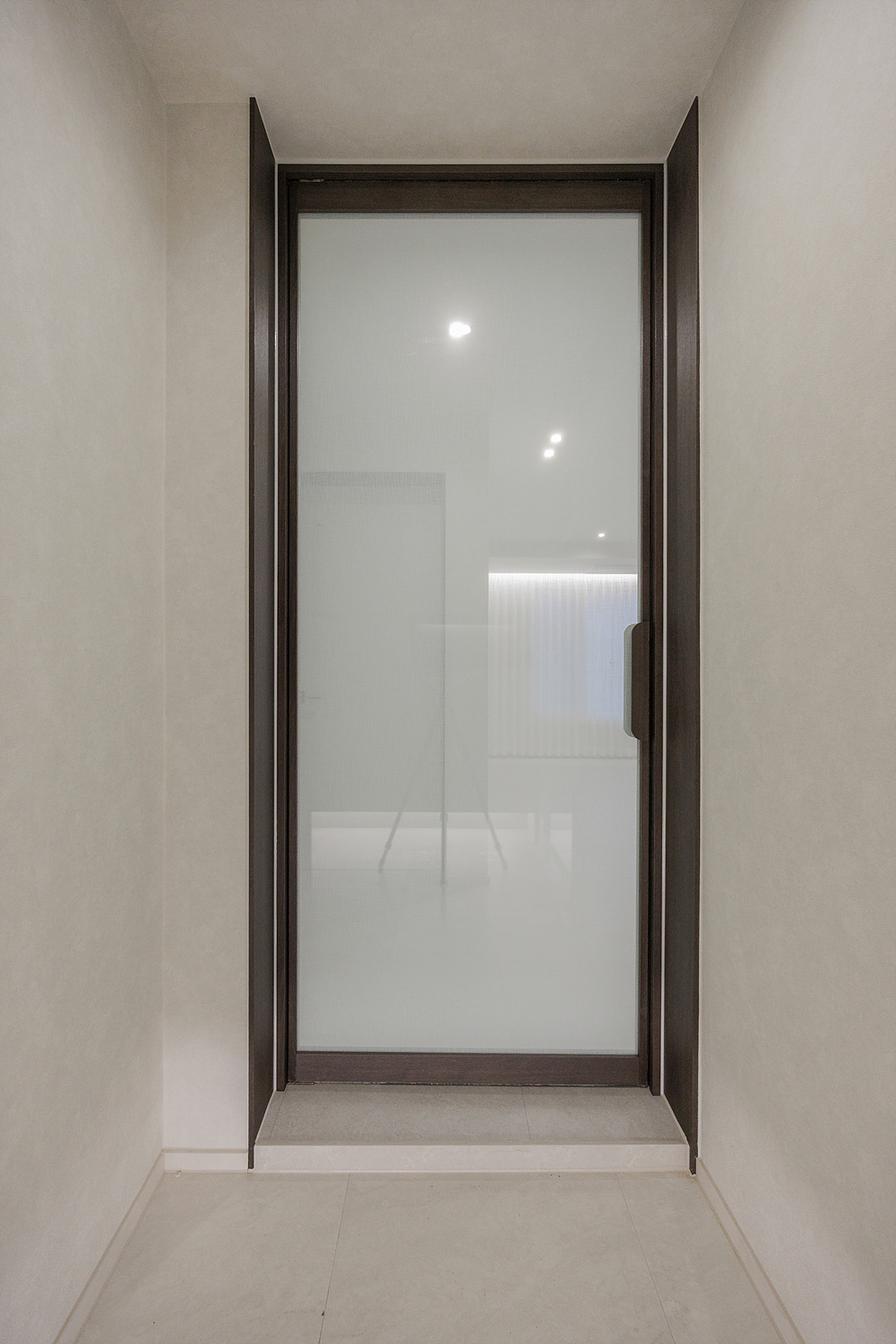 /user/i/idamdesign/editor/2606/d564d324df58f32044ef20c722c9b39e_1781487172_3812.jpg 이미지크게보기