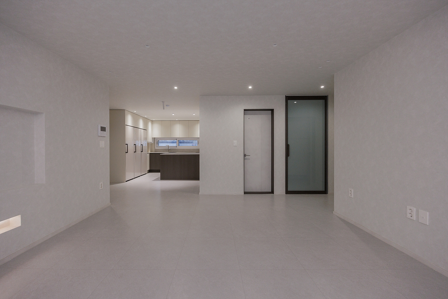 /user/i/idamdesign/editor/2606/d564d324df58f32044ef20c722c9b39e_1781487174_3909.jpg 이미지크게보기