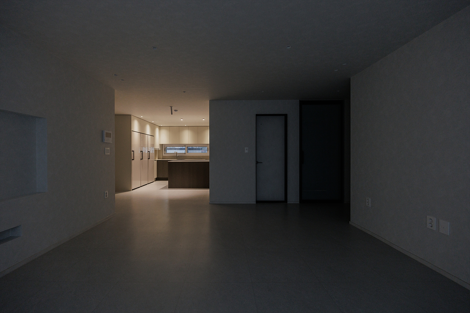 /user/i/idamdesign/editor/2606/d564d324df58f32044ef20c722c9b39e_1781487174_5992.jpg 이미지크게보기