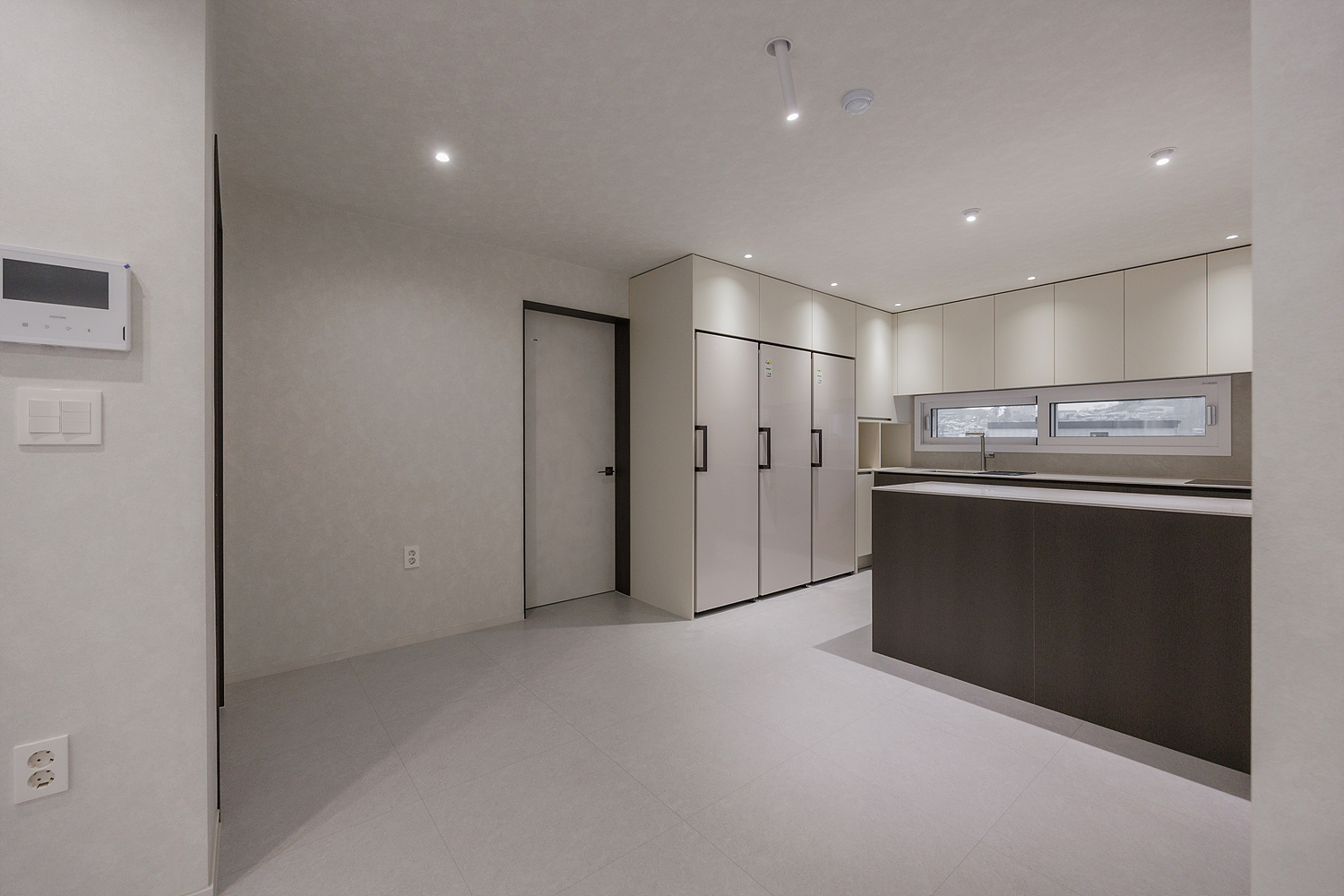 /user/i/idamdesign/editor/2606/d564d324df58f32044ef20c722c9b39e_1781487182_6263.jpg 이미지크게보기